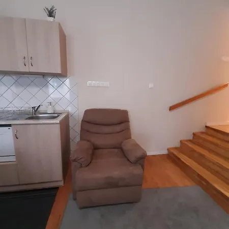 Stefánia Stúdió Apartman *